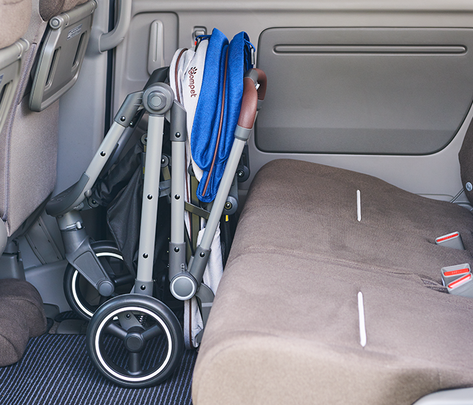 車での持ち運びや家の収納にうれしい、軽量6.3kg、コンパクトサイズ